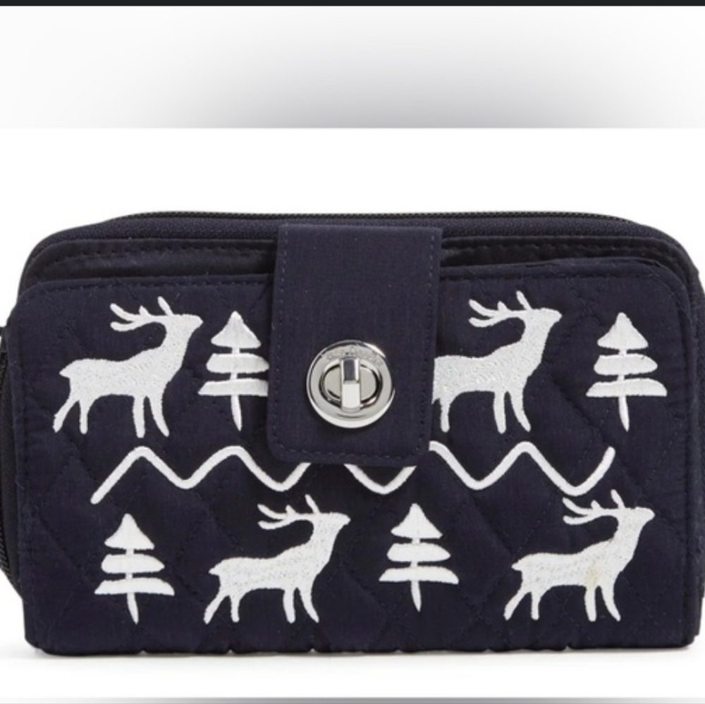 NWT Vera Bradley RFID Turnlock Wallet in navy white embroider reindeer